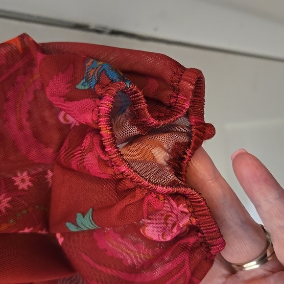 Free People Red Wildflower Honey Blouse Ruffle Sleeve At Top Womens MED - Picture 5 of 6